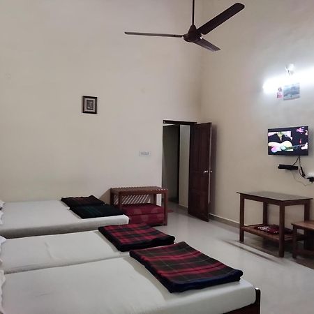 Prashanth Family Homestay ماديكيري المظهر الخارجي الصورة