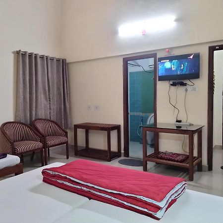 Prashanth Family Homestay ماديكيري المظهر الخارجي الصورة